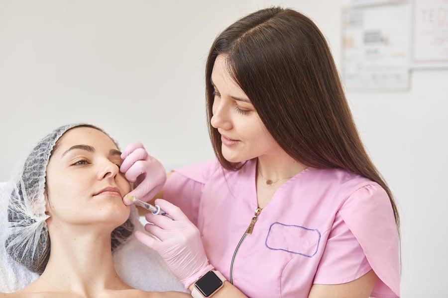 How To Become An Aesthetic Cosmetic Nurse Salary